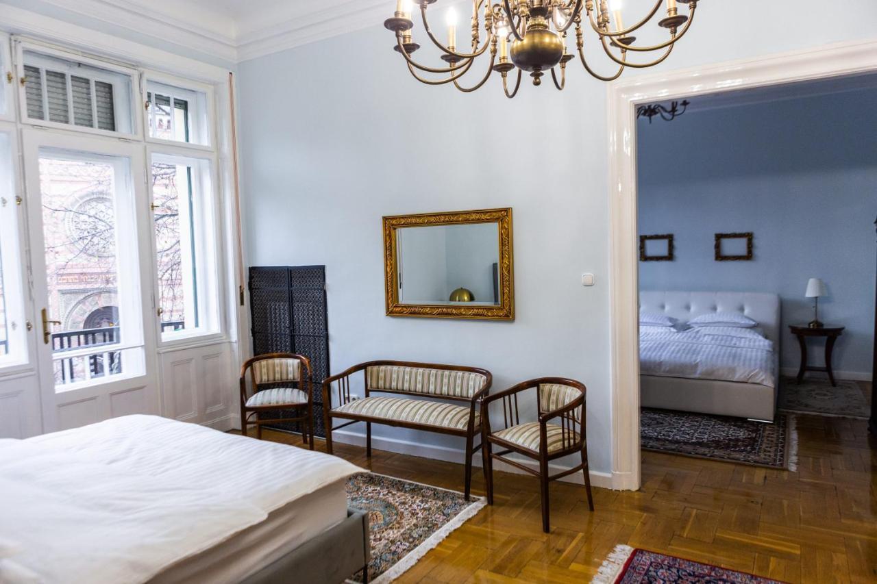 Luxury Downtown 3 Bedroom By Synagoge With Beautiful View * בודפשט